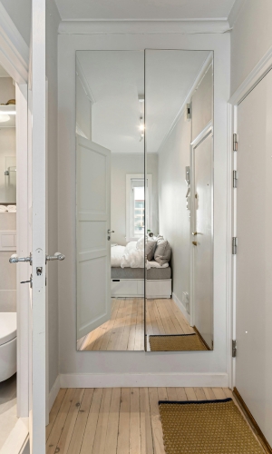 best mirrors for small spaces